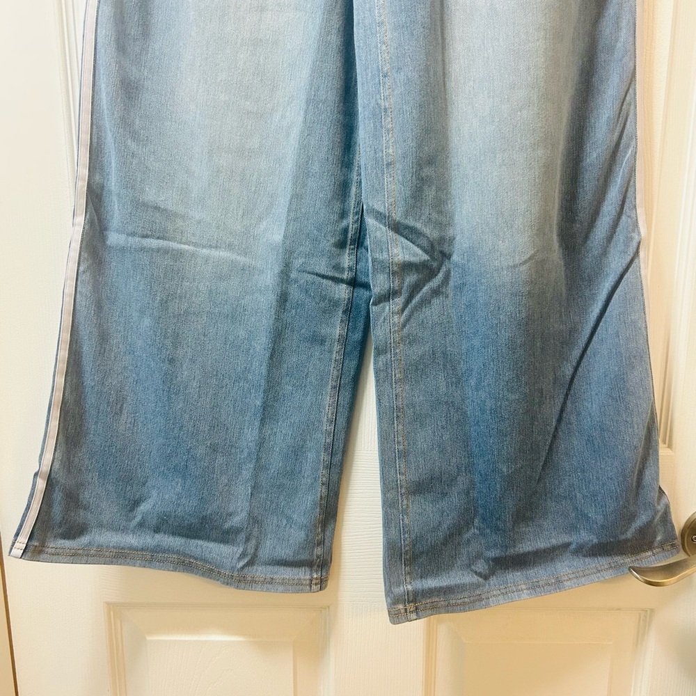 HALARA Blue Wide Leg Jeans Medium Petite - Picture 6 of 13